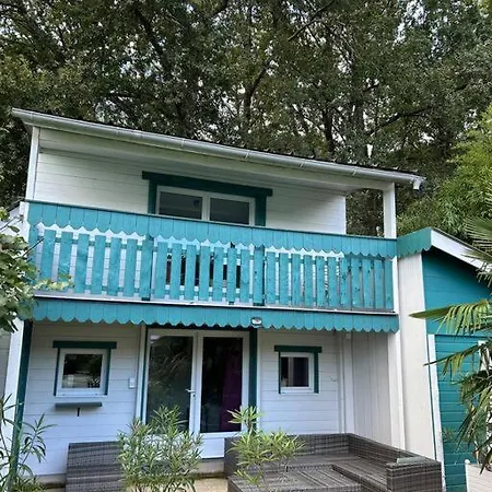 Le Chalet Sous Les Arbres Chambray-lès-Tours Exterior foto